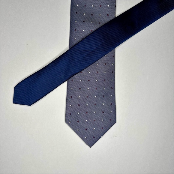 Silk & Wool Blend TOMMY HILFIGER Classic Two-Tone 3” Tie - Picture 6 of 8